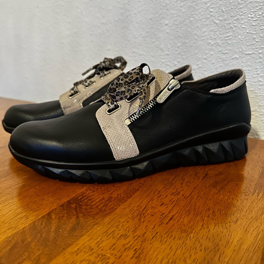 Naot Elios leather sneaker